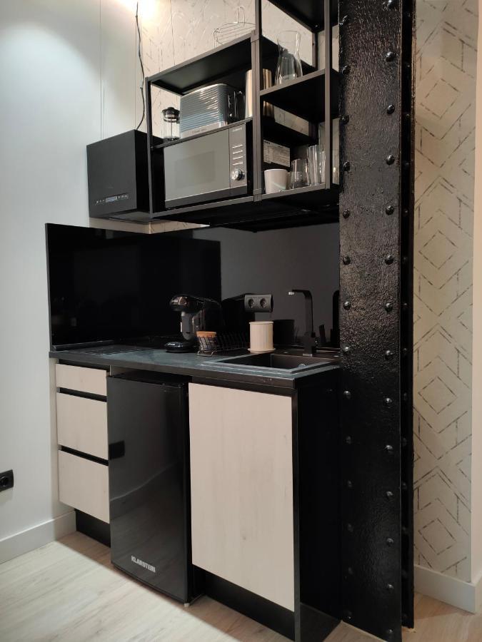 Apartamentos Wur มาดริด ภายนอก รูปภาพ