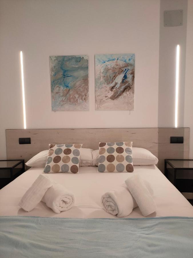 Apartamentos Wur มาดริด ภายนอก รูปภาพ