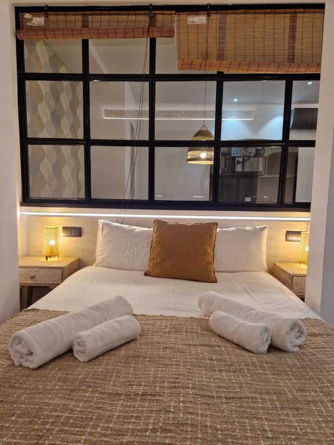 Apartamentos Wur มาดริด ภายนอก รูปภาพ
