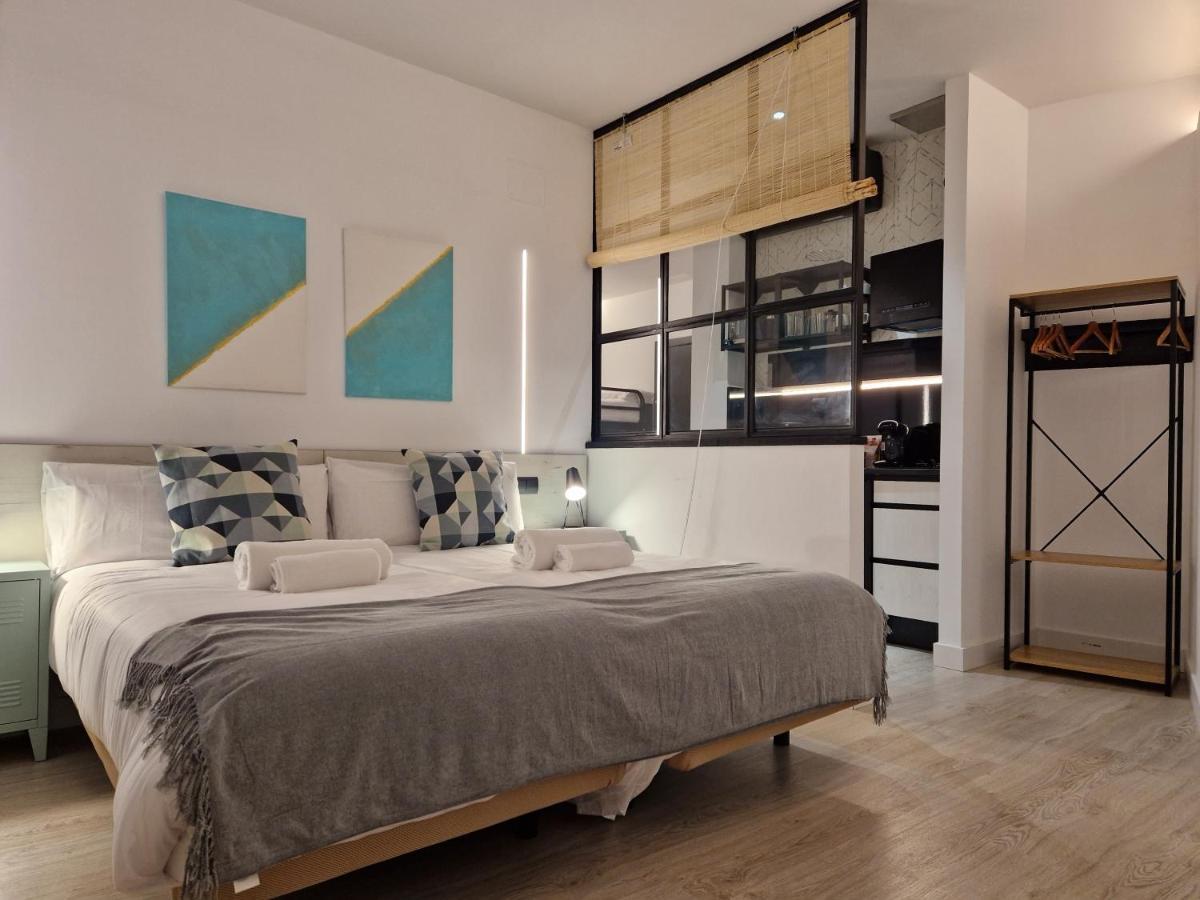 Apartamentos Wur มาดริด ภายนอก รูปภาพ
