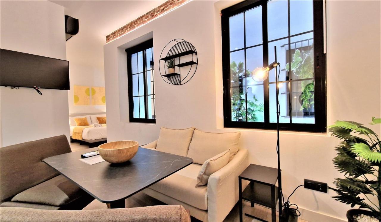 Apartamentos Wur มาดริด ภายนอก รูปภาพ