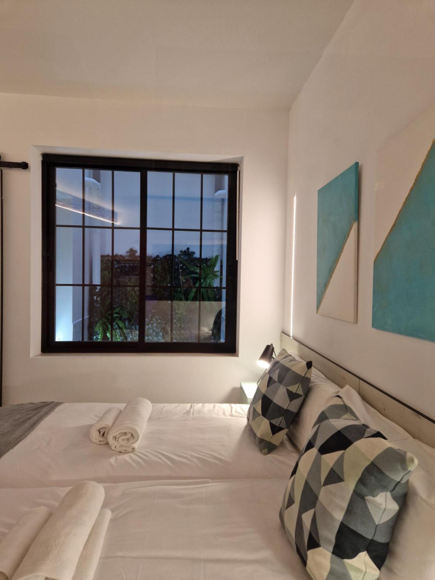 Apartamentos Wur มาดริด ภายนอก รูปภาพ