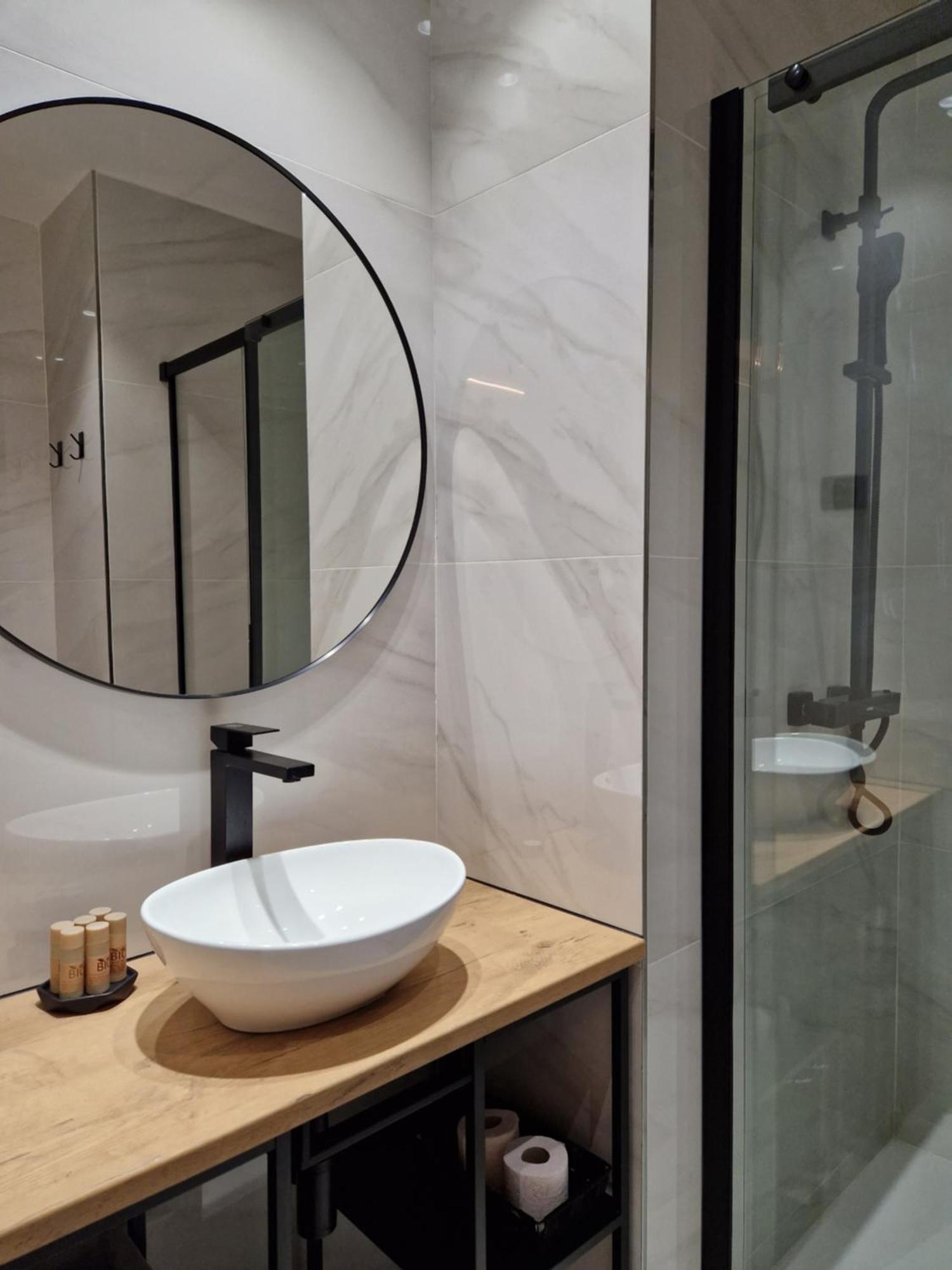 Apartamentos Wur มาดริด ภายนอก รูปภาพ