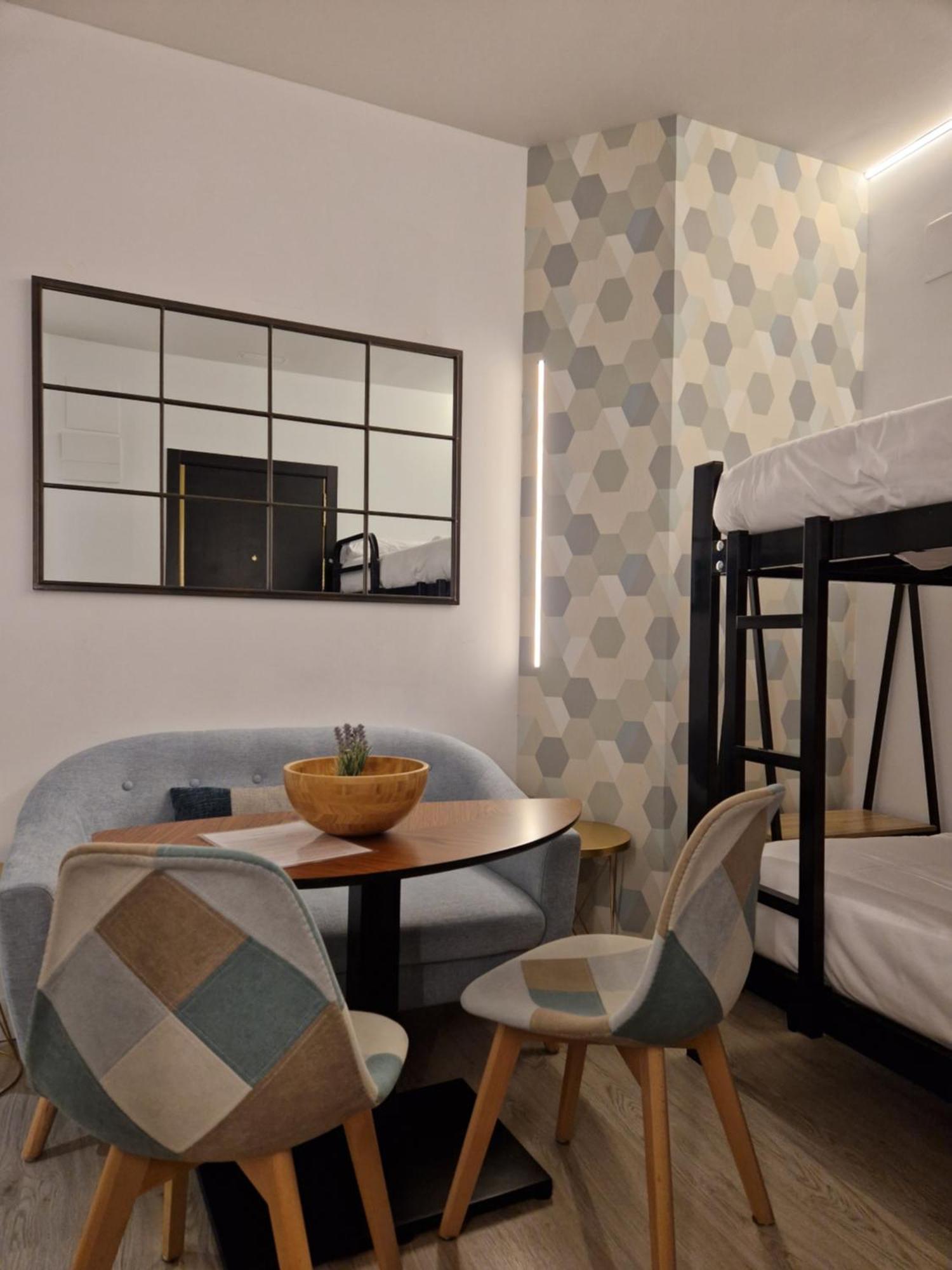 Apartamentos Wur มาดริด ภายนอก รูปภาพ