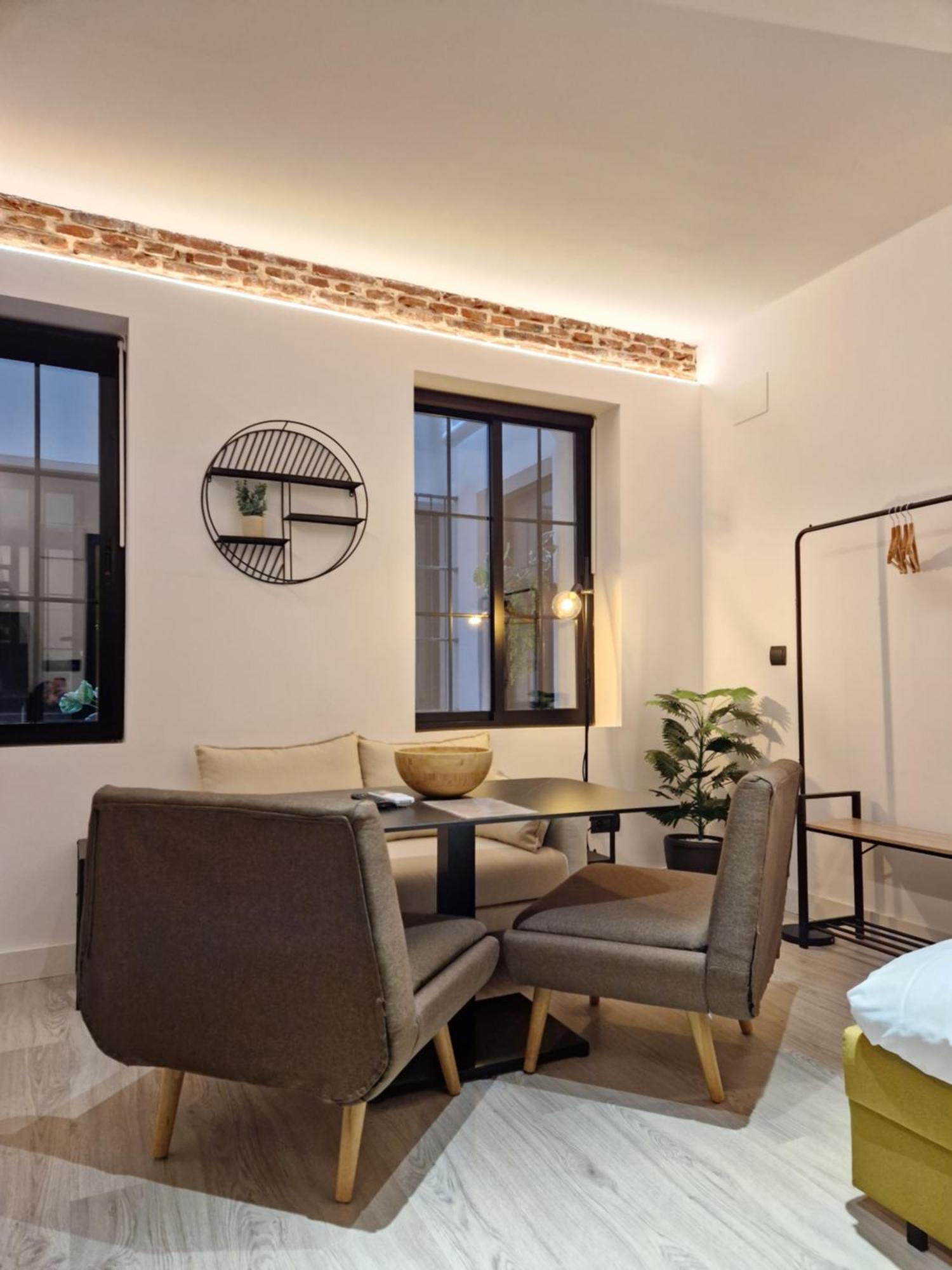 Apartamentos Wur มาดริด ภายนอก รูปภาพ