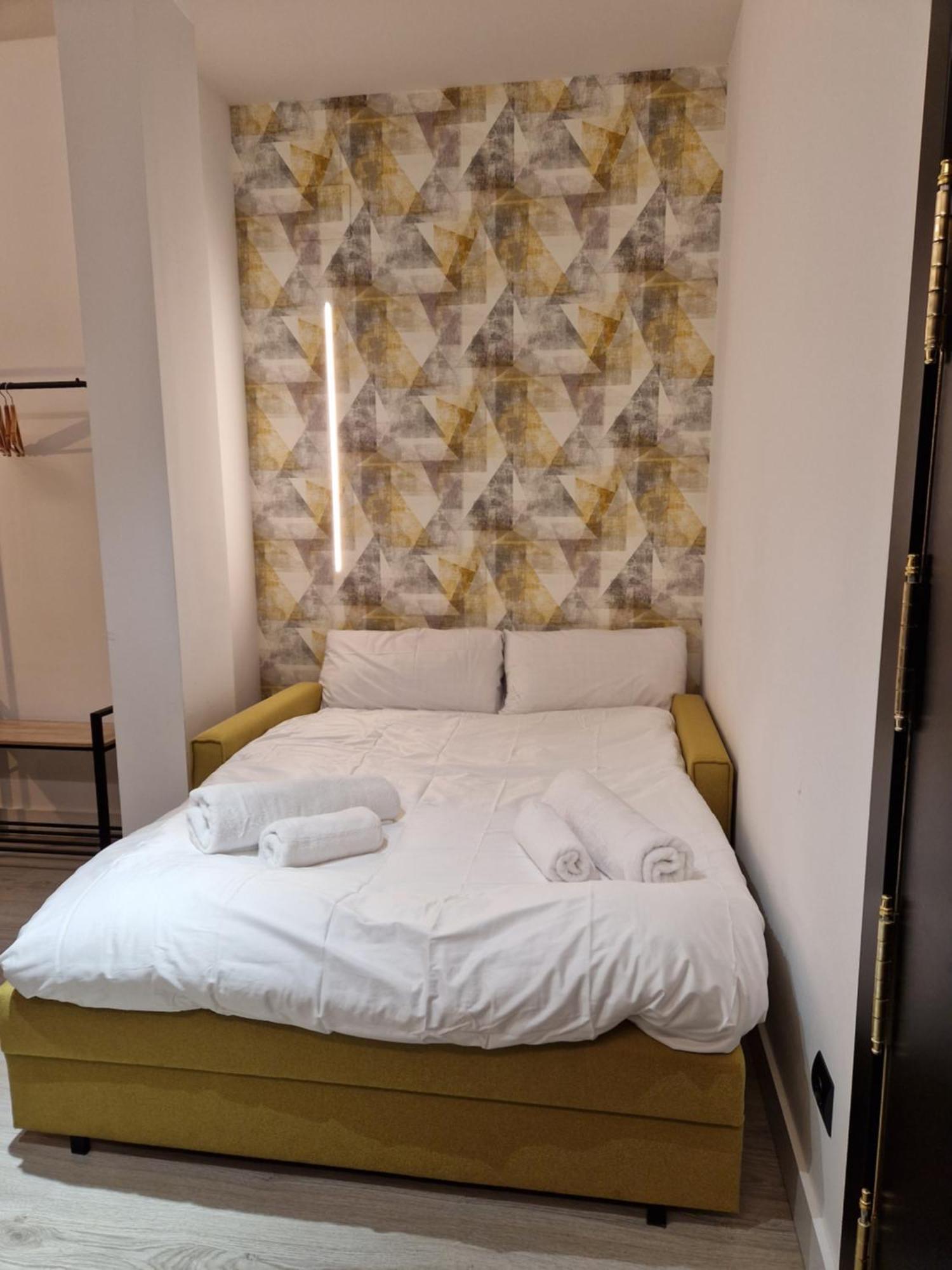 Apartamentos Wur มาดริด ภายนอก รูปภาพ
