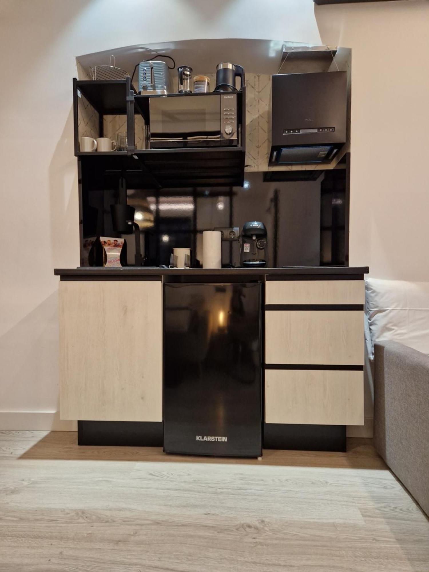 Apartamentos Wur มาดริด ภายนอก รูปภาพ