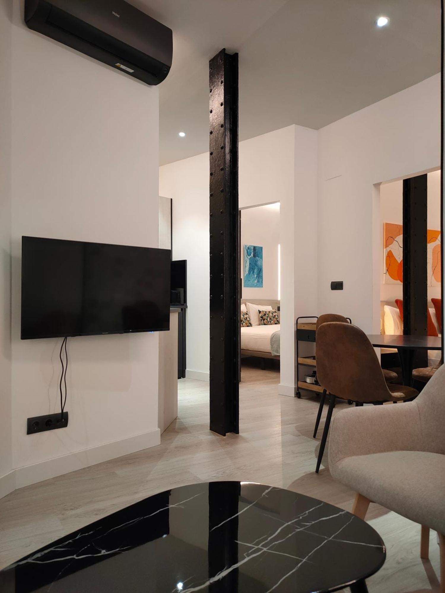 Apartamentos Wur มาดริด ภายนอก รูปภาพ